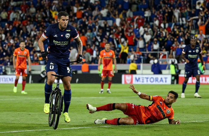 20260414133954 69de43aa4f952